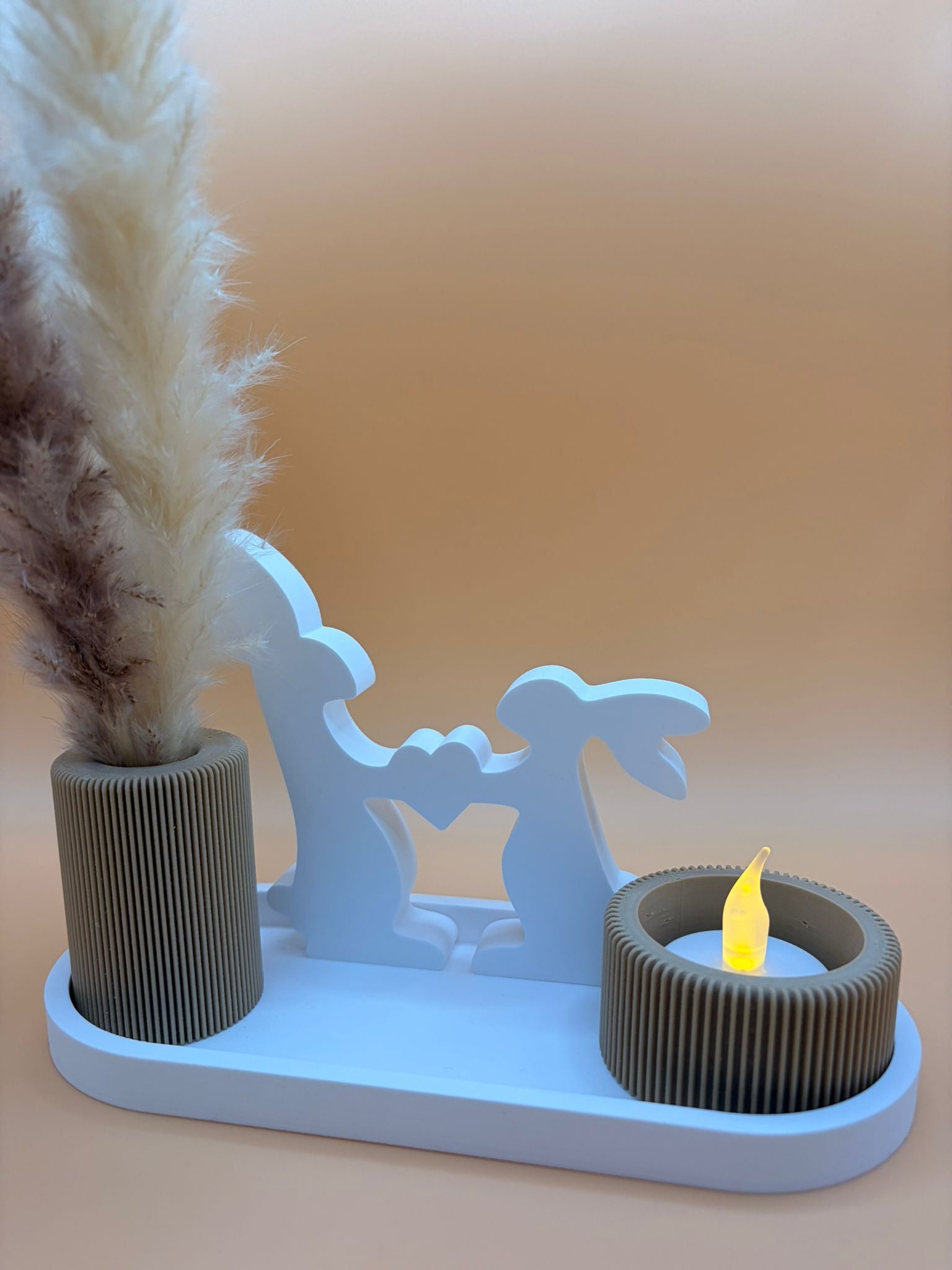 Modernes Osterdeko-Set – Hasenpaar mit Herz Hasendeko