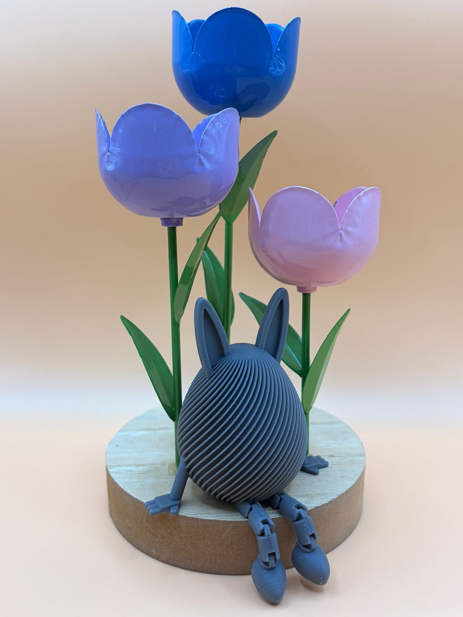 Deko-Ei mit Beinen – moderne Osterfigur - Osterdeko - Ostergeschenk