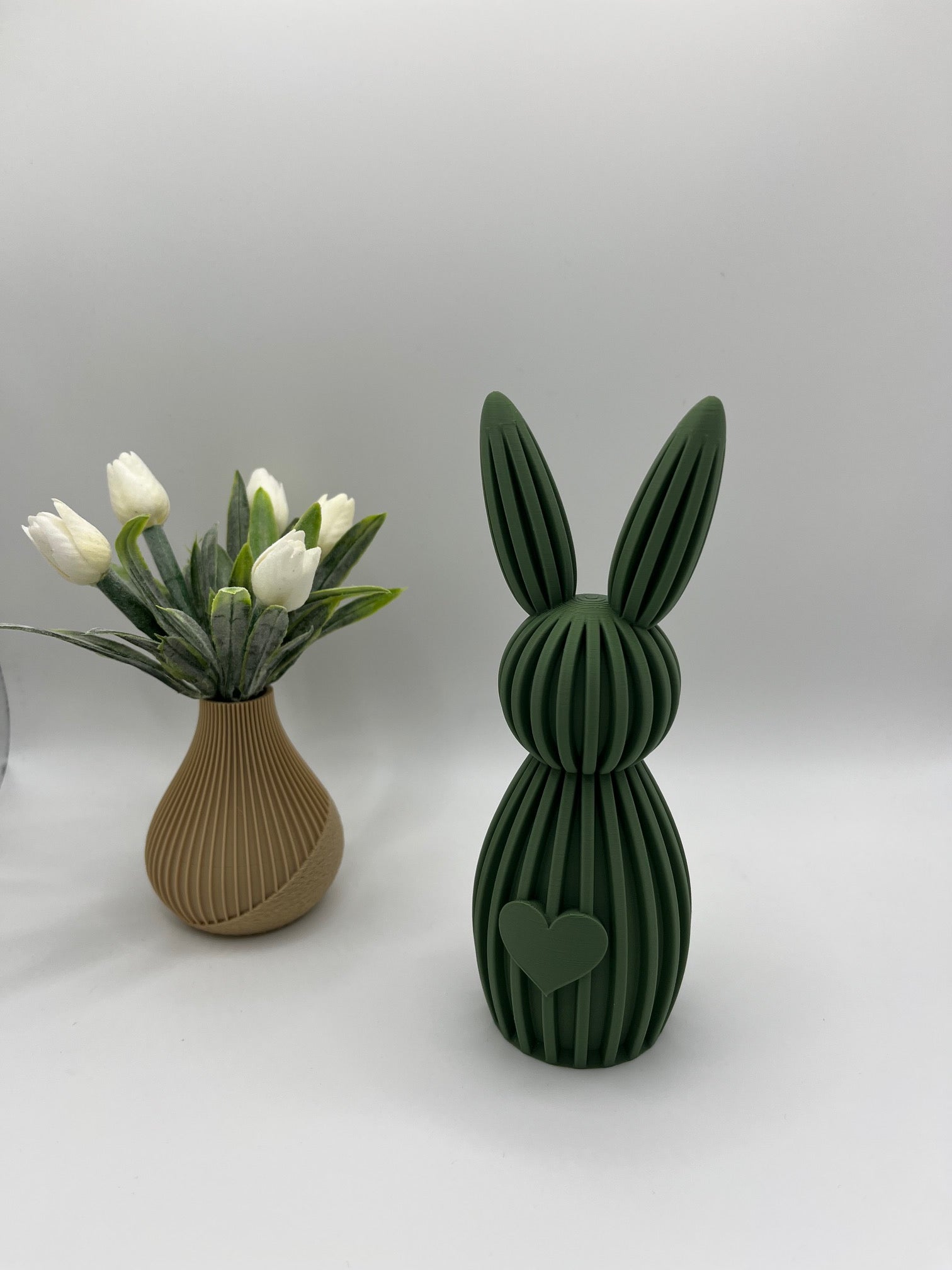 Deko-Hase mit Herz – moderne Osterdeko in 3 Größen