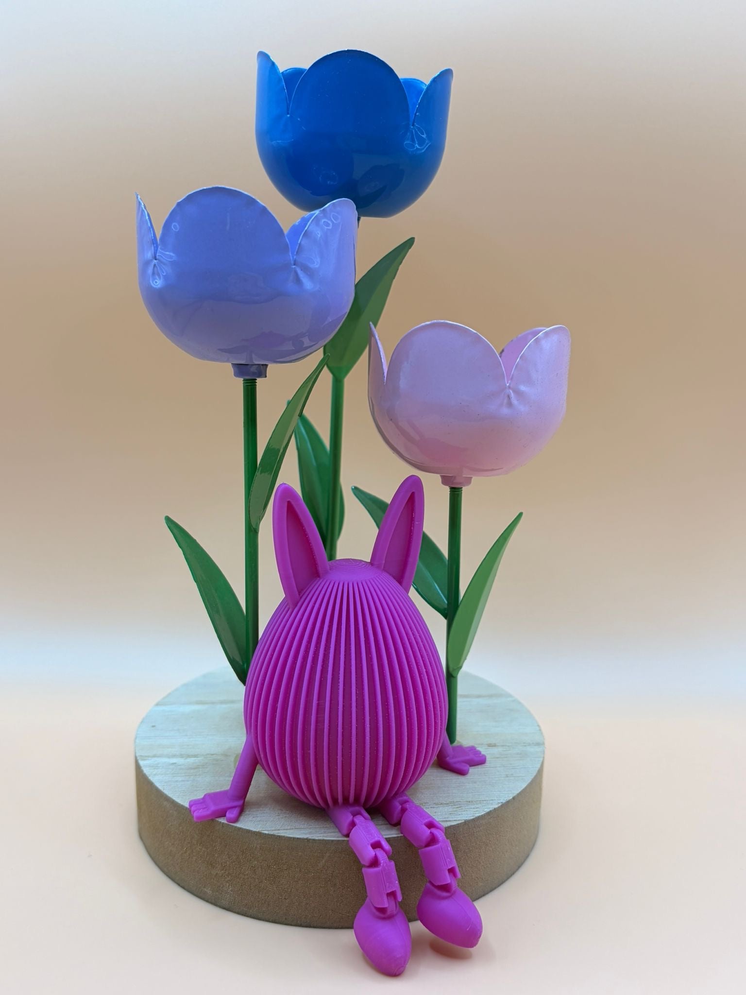 Deko-Ei mit Beinen – moderne Osterfigur - Osterdeko - Ostergeschenk